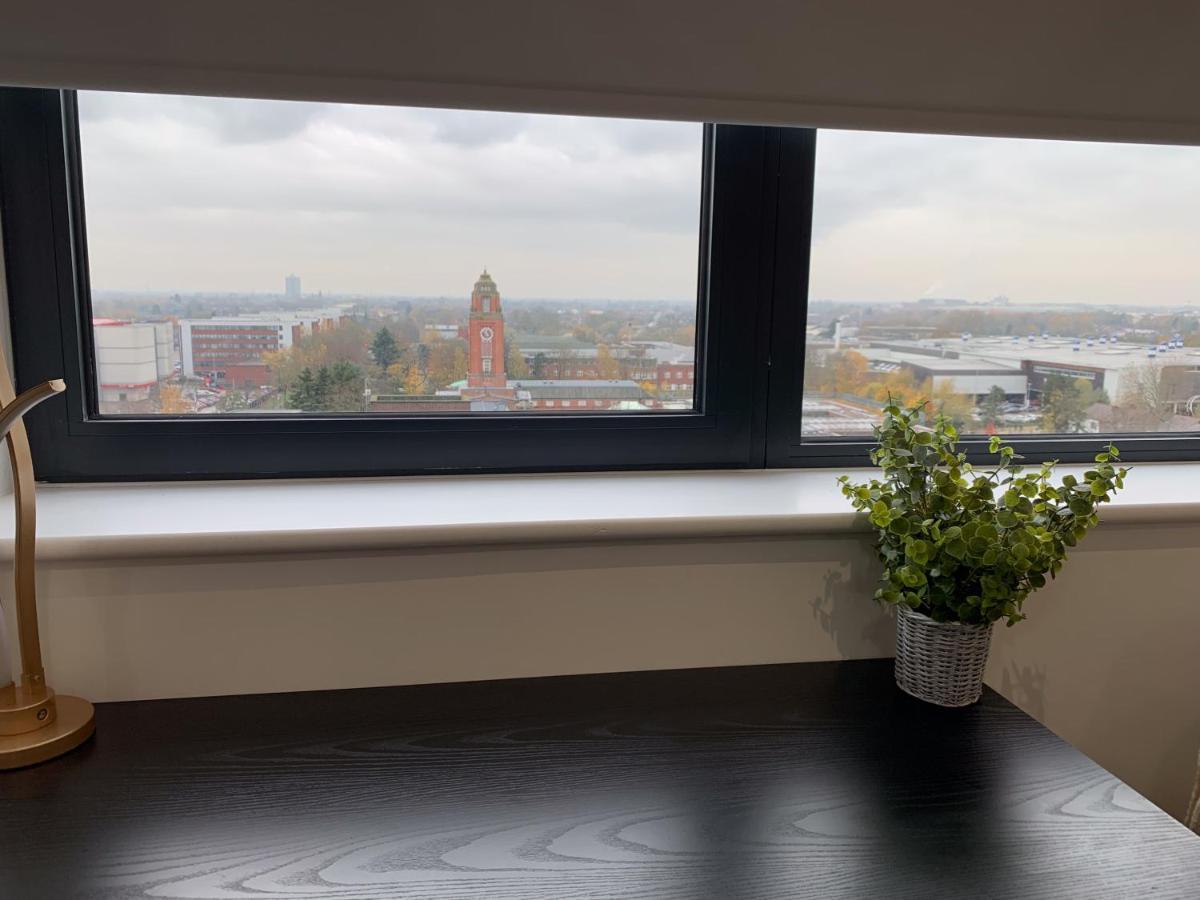 Stylish Studio Apt Overlooking Old Trafford Manchester Exterior foto